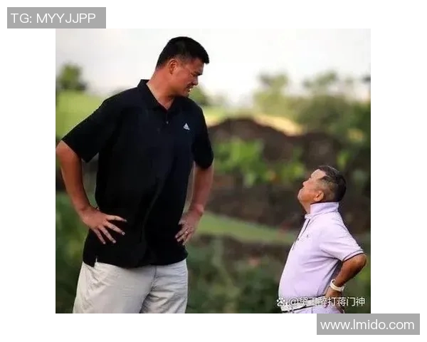 曾志伟与姚明畅谈人生哲学与体育精神的深度对话